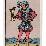 tarot hôm nay Thiên Bình (23/09 - 23/10) Page of Cups (Page Cúp)